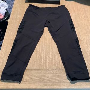 Zella Capri leggings